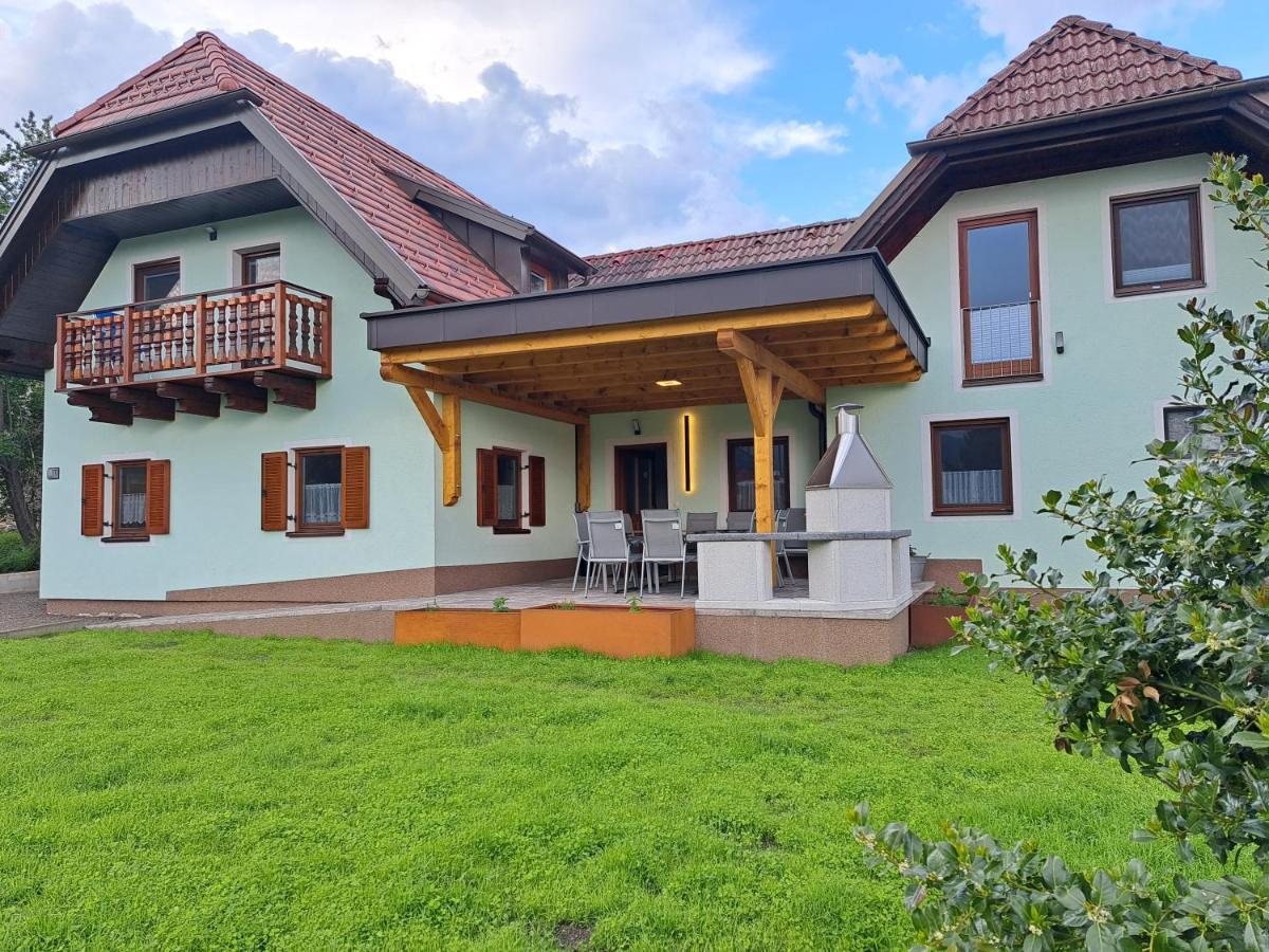 Gasthof Knappenwirt Mariahof Extérieur photo
