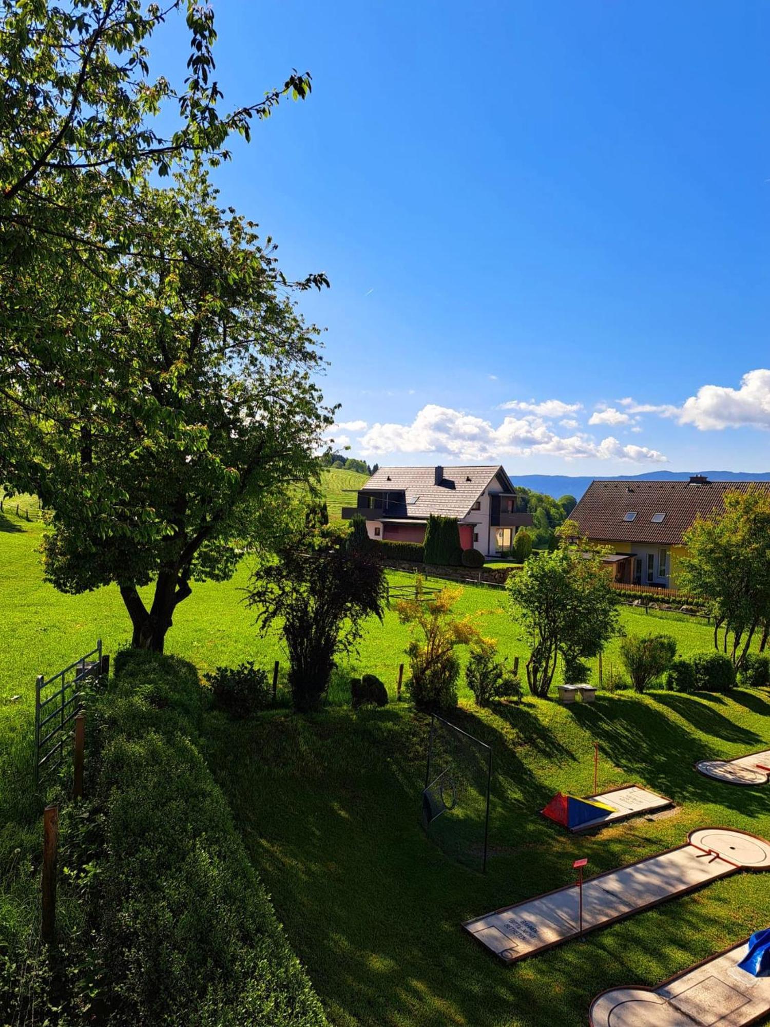 Gasthof Knappenwirt Mariahof Extérieur photo